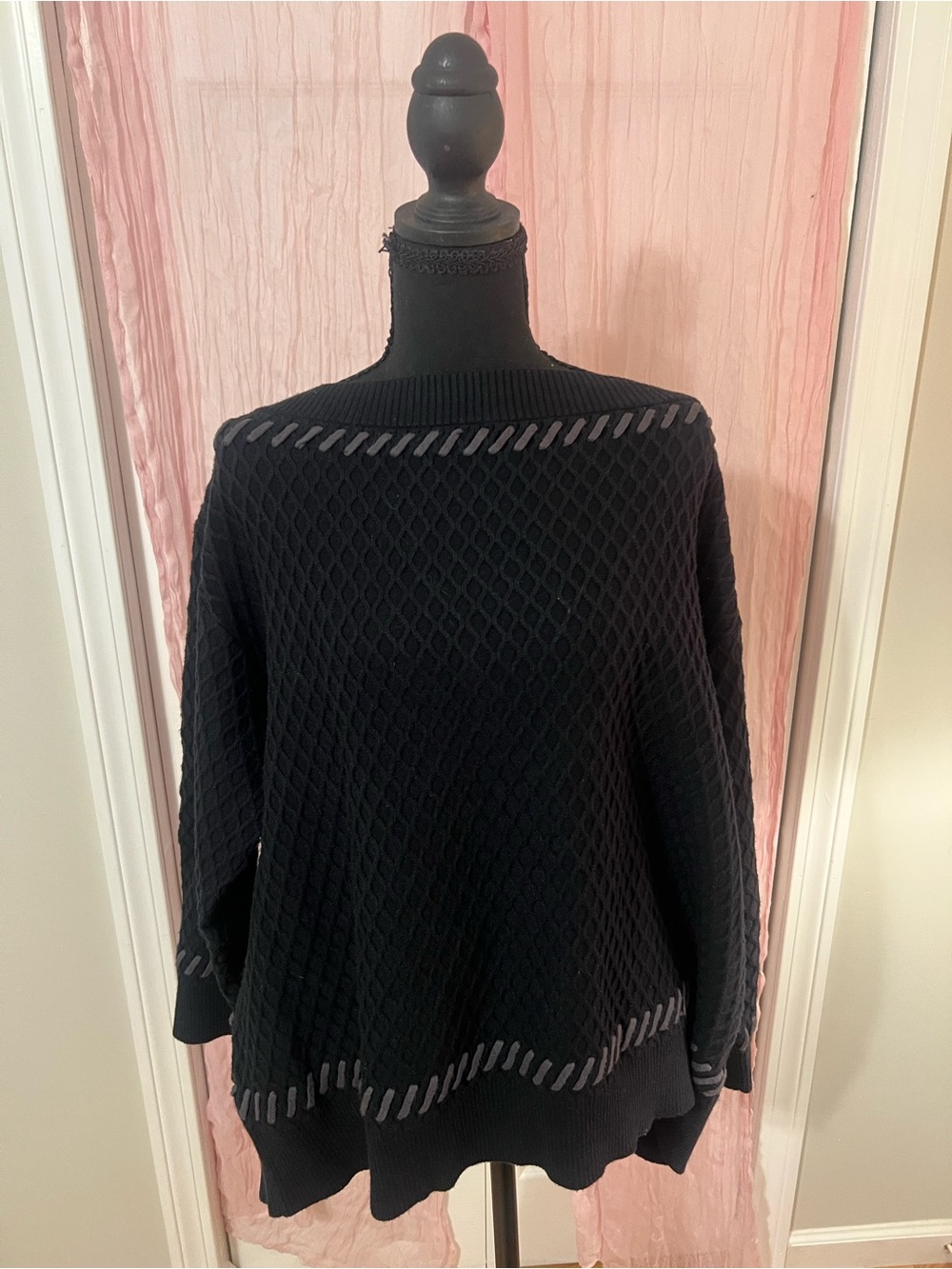 VENUS Black Off-the-Shoulder Textured Sweater with Gray Stitching